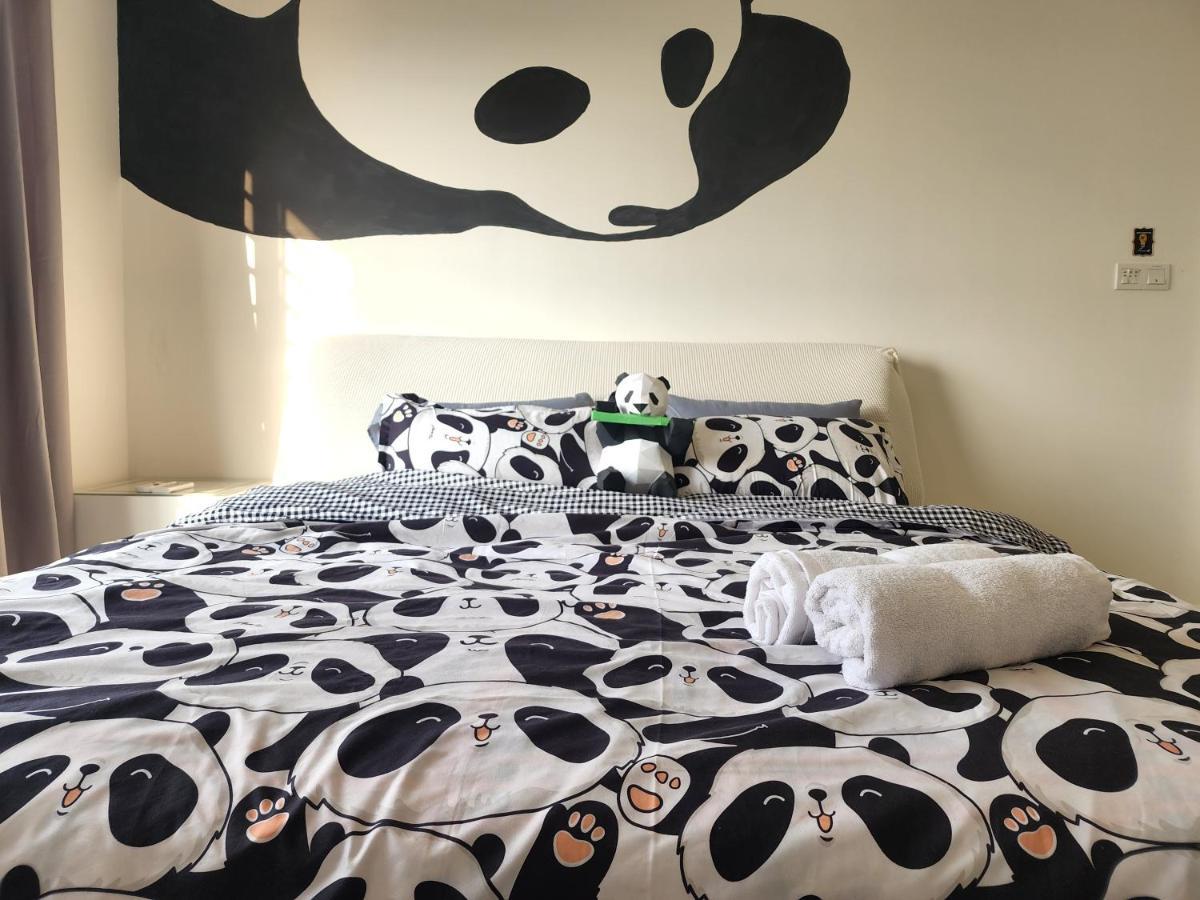 Netflix Panda House 3B2R Rimbayu Kota Kemuning With Atari Games Lägenhet Teluk Panglima Garang Exteriör bild