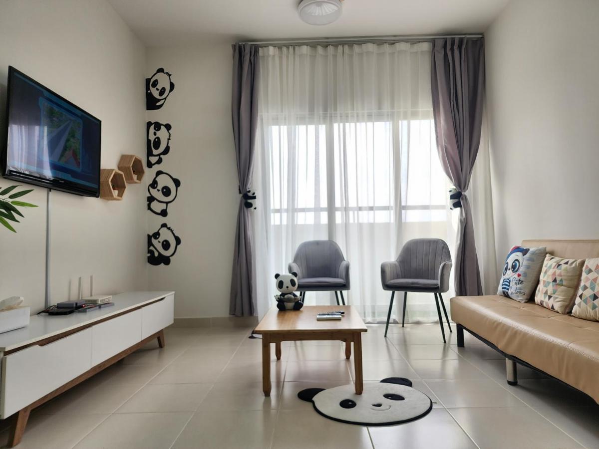 Netflix Panda House 3B2R Rimbayu Kota Kemuning With Atari Games Lägenhet Teluk Panglima Garang Exteriör bild