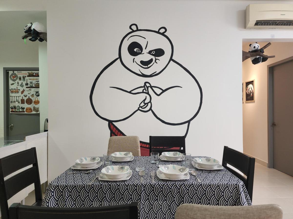 Netflix Panda House 3B2R Rimbayu Kota Kemuning With Atari Games Lägenhet Teluk Panglima Garang Exteriör bild